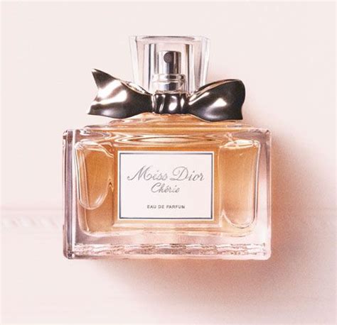 miss dior original vs cherie|Miss Dior cherie discontinued.